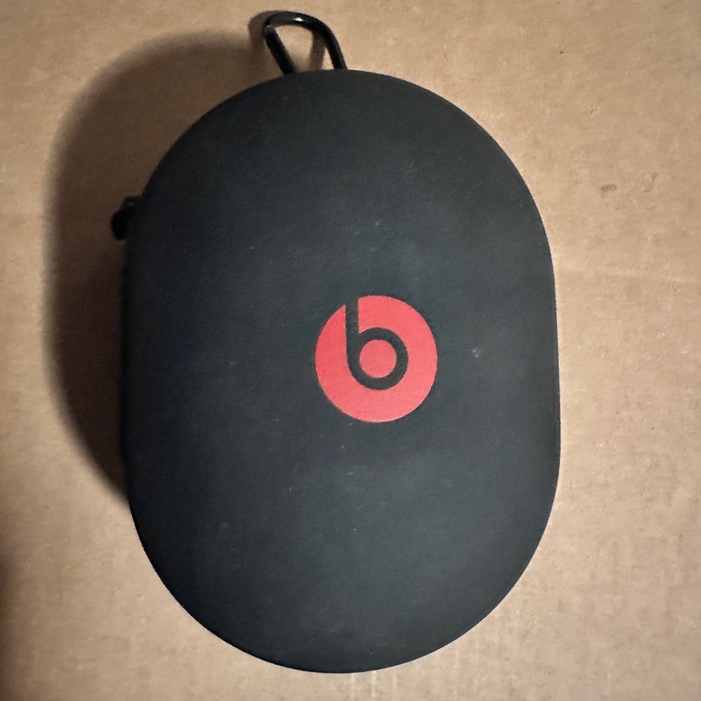 Beats by Dre Studio Pro Case and Box